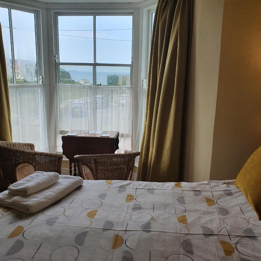 Pendyffryn Manor Bed & Breakfast Little Haven Esterno foto