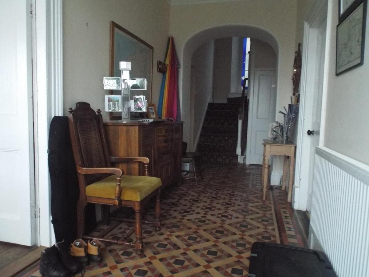 Pendyffryn Manor Bed & Breakfast Little Haven Esterno foto