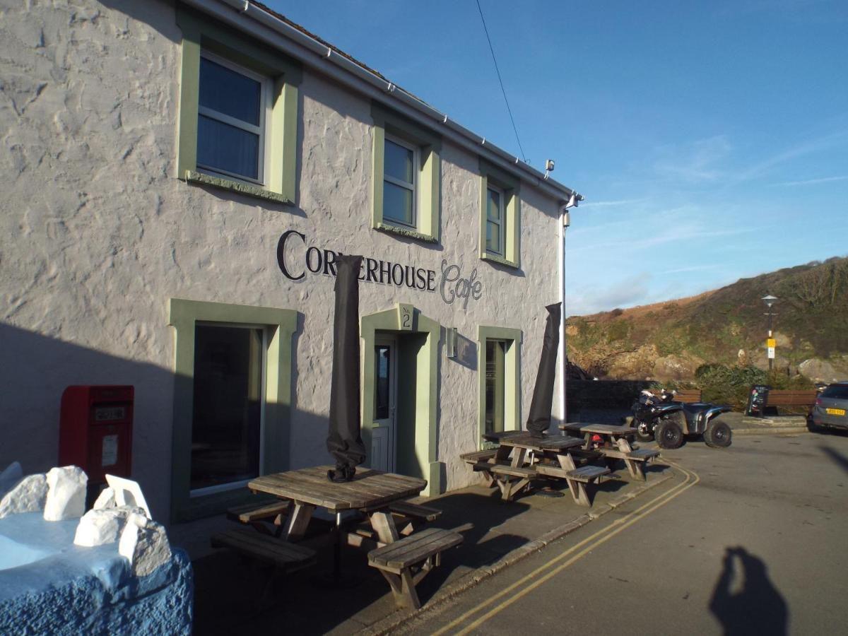 Pendyffryn Manor Bed & Breakfast Little Haven Esterno foto
