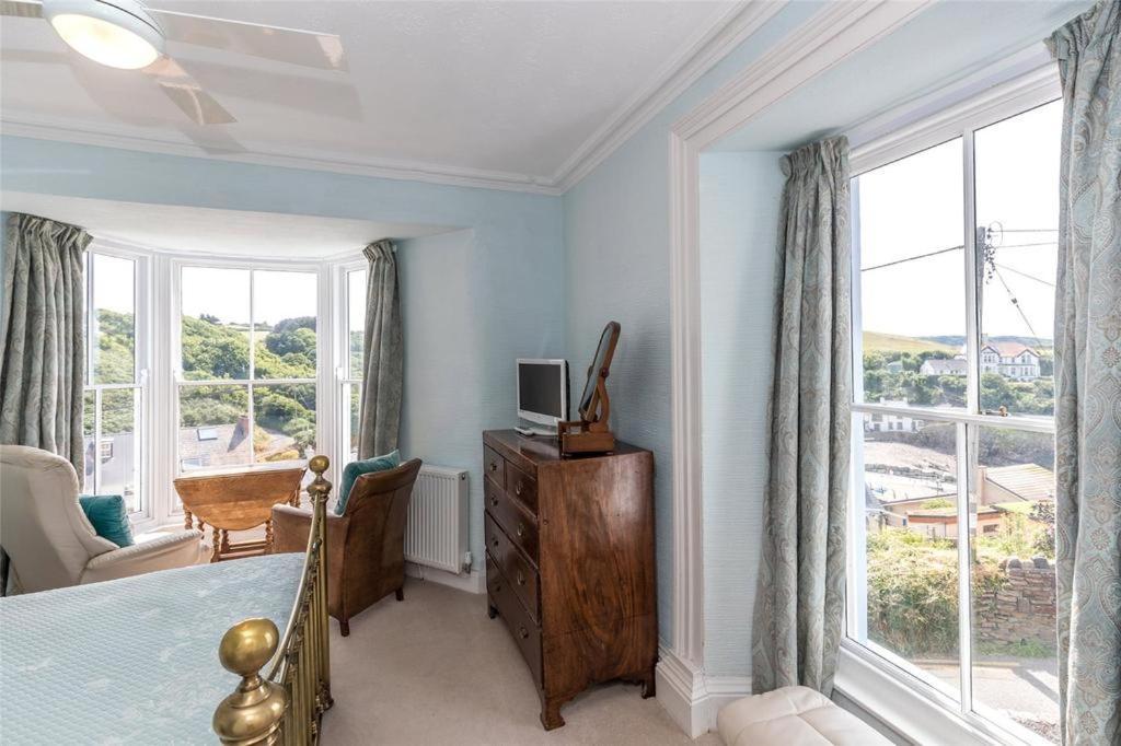 Pendyffryn Manor Bed & Breakfast Little Haven Esterno foto